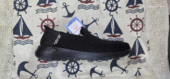 Αθλητικά παπούτσια skechers